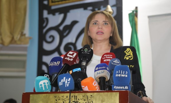Algerie_aps's tweet photo. L’#ONSC appelle les #étudiants à mettre à profit le soutien de l’Etat pour concrétiser leurs projets
🔗https://t.co/3jmv8Huka2 https://t.co/OpixASWlUO