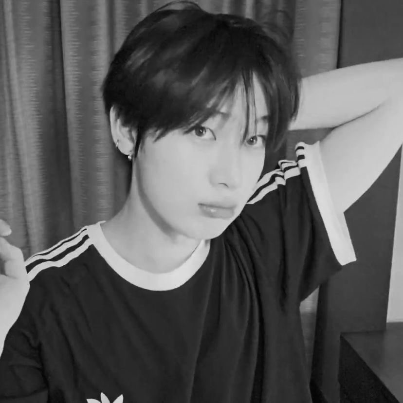 #gyunoo Mgy x Sn few tweets au 🔞

– Sepulang Ayah Kerja

"Mana yang gatel, Adek? Sini, Ayah bantu garukin..."

by svnooiz