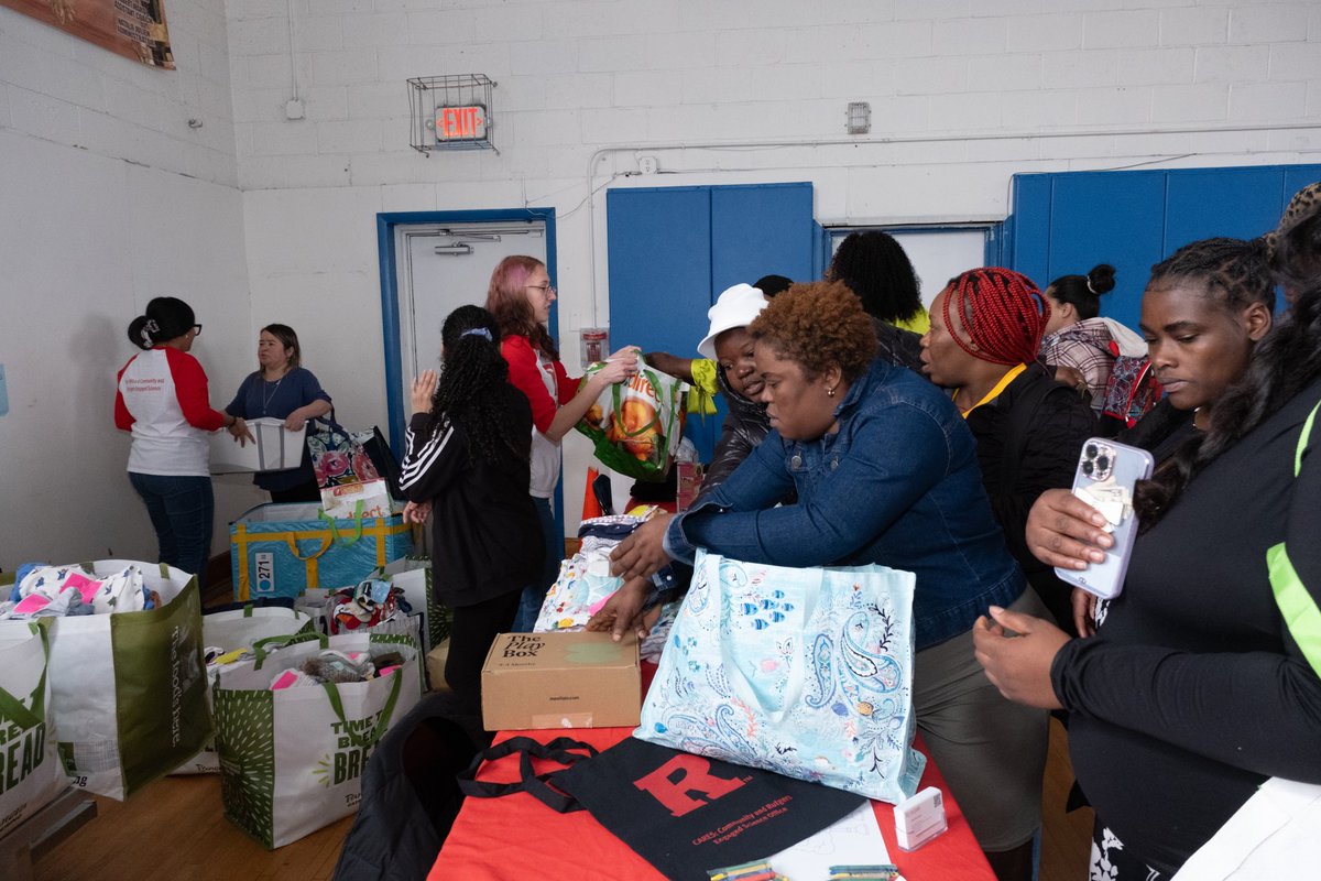 TheOfficeCARES's tweet image. ⭐️4/16/25⭐️
CARES was invited to participate in the Township of Irvington community baby shower where we recruited new mothers for our research database as well as provide donations gathered by director Dr. LoBue assisting over 40 mothers with gently used and new items.🍼🐣