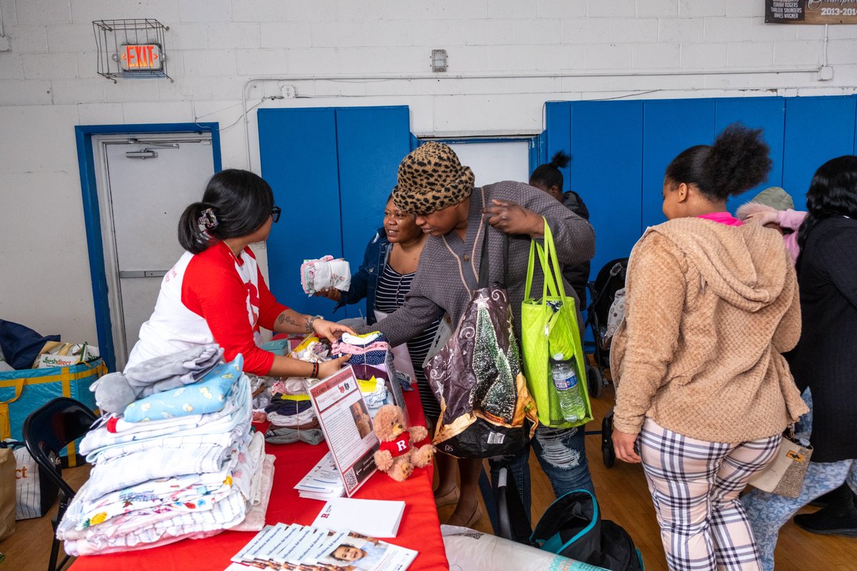 TheOfficeCARES's tweet image. ⭐️4/16/25⭐️
CARES was invited to participate in the Township of Irvington community baby shower where we recruited new mothers for our research database as well as provide donations gathered by director Dr. LoBue assisting over 40 mothers with gently used and new items.🍼🐣