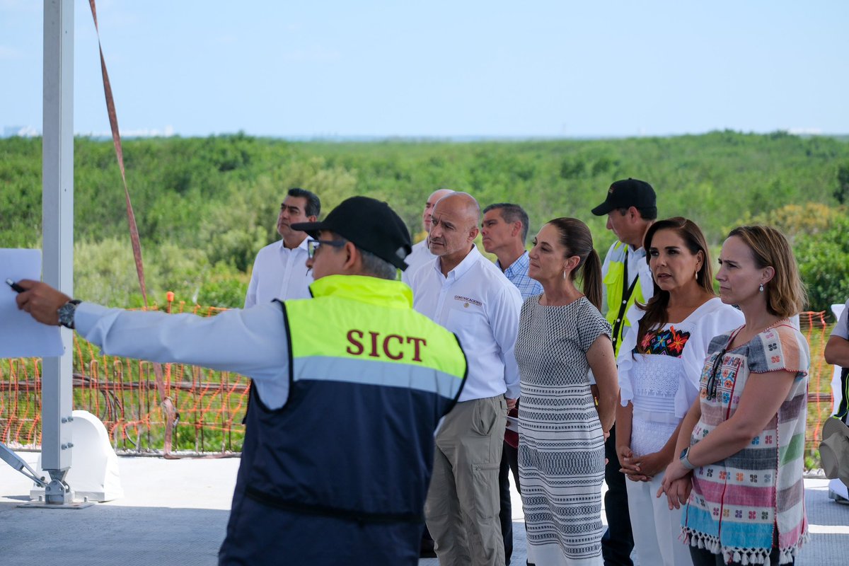 Mara Lezama (@maralezama) on Twitter photo Supervisamos el avance del Puente Nichupté 🌉en #Cancún junto a nuestra Presidenta <a href="/Claudiashein/">Claudia Sheinbaum Pardo</a> y Guadalupe Phillips, directora de ICA. Con un 77.8% de avance, el Puente Nichupté será uno de los más largos sobre laguna en América Latina.
Con un innovador sistema constructivo Supervisamos el avance del Puente Nichupté 🌉en #Cancún junto a nuestra Presidenta <a href="/Claudiashein/">Claudia Sheinbaum Pardo</a> y Guadalupe Phillips, directora de ICA. Con un 77.8% de avance, el Puente Nichupté será uno de los más largos sobre laguna en América Latina.
Con un innovador sistema constructivo