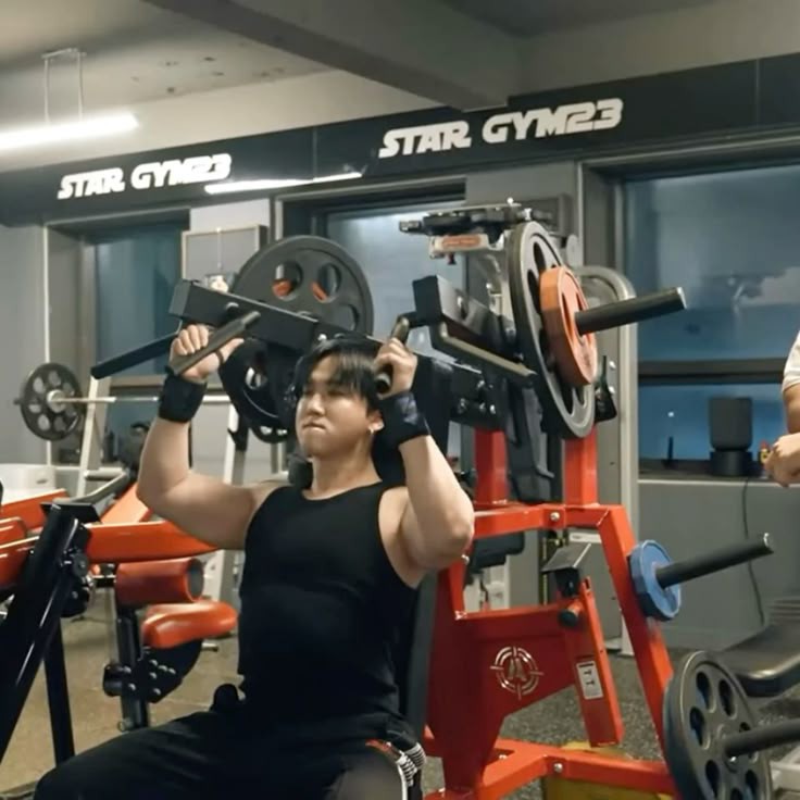 kagaayaku's tweet photo. ️️ ️️ 
️️ ️️ 

♧ #𝖱𝖠𝖲𝖳𝖠𝖸_𝖭𝖠𝖳𝖨𝖮𝖭  𝗝𝗶𝗿𝗼𝘂. 
💭 ダーリン

Night Gym. 他のメンバーがいない間も健康を維持したい。Want to join in?

️️ ️️ 
️️ ️️ https://t.co/AwKzOoJEpl
