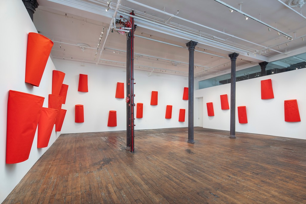 Join us this afternoon at 4pm:⁠
⁠
A walkthrough and conversation with curator Susanne Walther and art historian Gregory Williams, held in conjunction with Franz Erhard Walther: Who cannot wait will stumble, on view through 7 June 2025