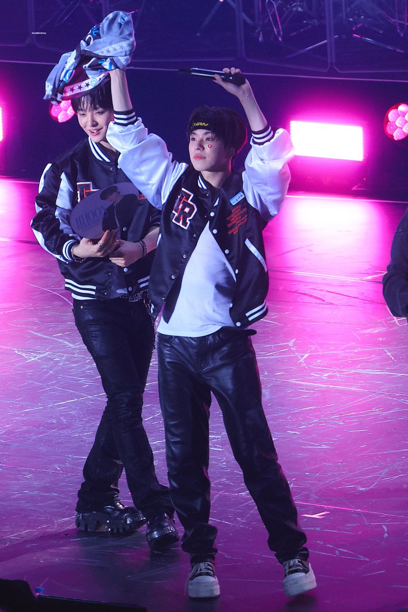 lovableboy0723's tweet photo. 250424 SPECIAL MOMENT IN JAPAN KOBE

#TREASURE #트레저 #YOONJAEHYUK #윤재혁 https://t.co/KF6svjbP9g