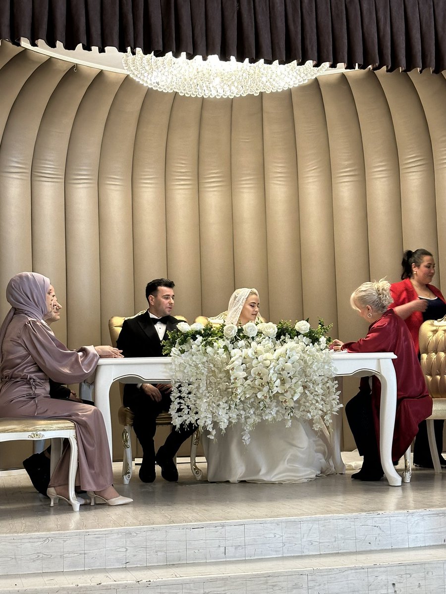 Şahit oldum şimdi sırada o masaya oturmak var. Onu da ekledim yapılacaklar listesine