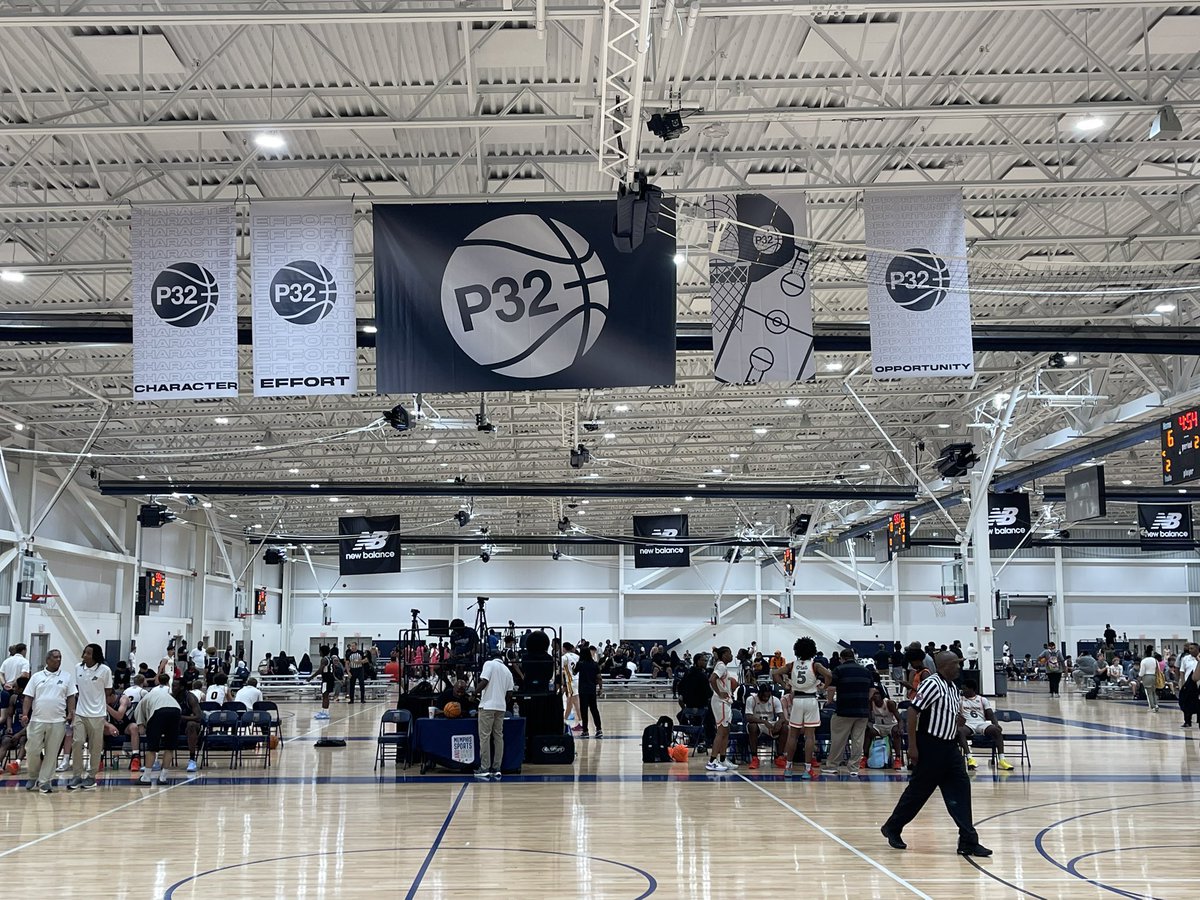 P32 League tweet media