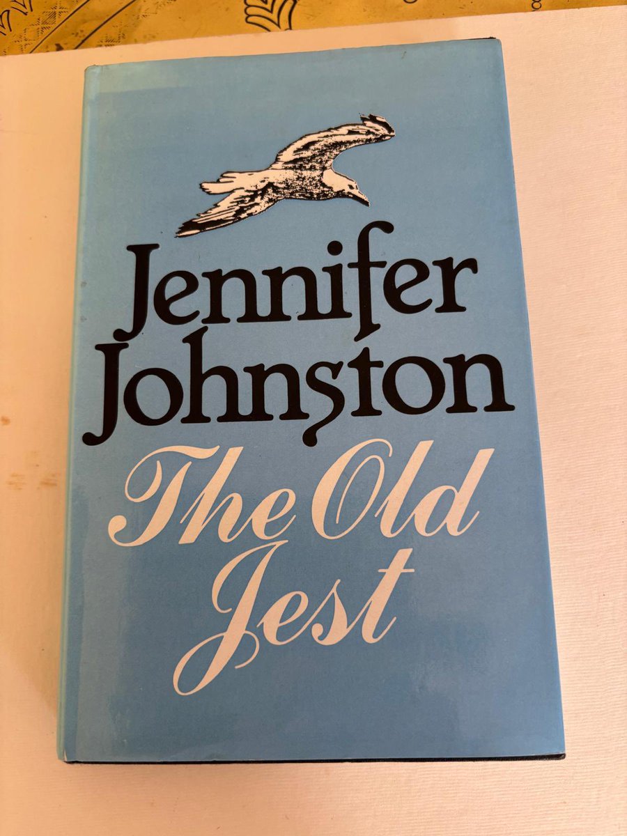 Read Irish Women Challenge 2025: 
Day 25: A book that is at least 7 years older than you - The Old Jest by Jennifer Johnston 

#readirishwomen #books #irish #womenwriters #authors #readmorebooks