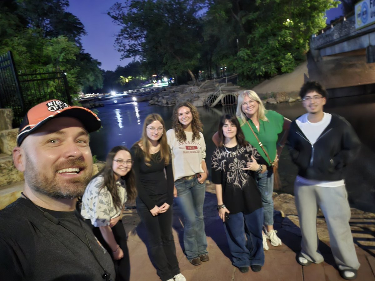 Mr. Clumpner tweet media