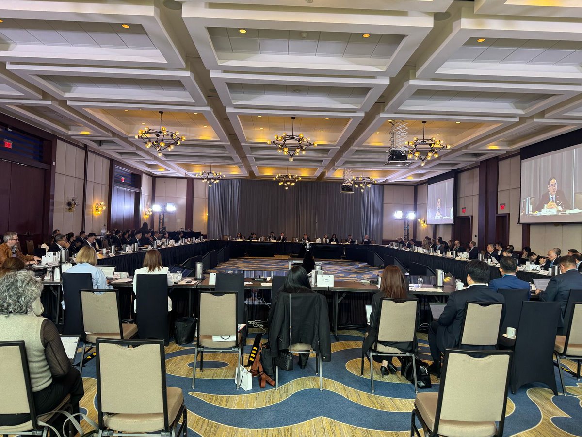 APECBiz's tweet image. ABAC 2, held in Toronto, concluded with a media release of the outcome of the meeting. Read media release: bit.ly/3EQecsK