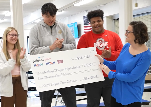 UnisonHealthTol's tweet photo. 👏 @AWGenerals — you're a 2025 #ProjectProm champ!
Thanks for showing how powerful a fun, drug-free prom night can be 🎉
$1,000 is on the way to support your after-prom celebration 💃
#YourTimeYourChoice #UnisonHealth @LucasCountyMHRSB https://t.co/oRHVBBZajK