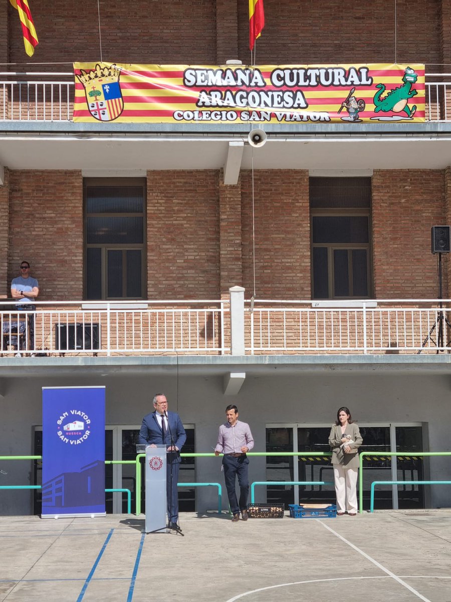 COMIENZA LA SEMANA CULTURAL ARAGONESA
Del 25 al 30 de abril celebramos la XLIV Semana Aragonesa.
Excursiones, charlas, juegos, visitas para conocer mejor nuestra tierra.
El viernes 25 inauguración a cargo de D. Carlos Ortas, director gerente de Walqa y antiguo alumno del colegio.