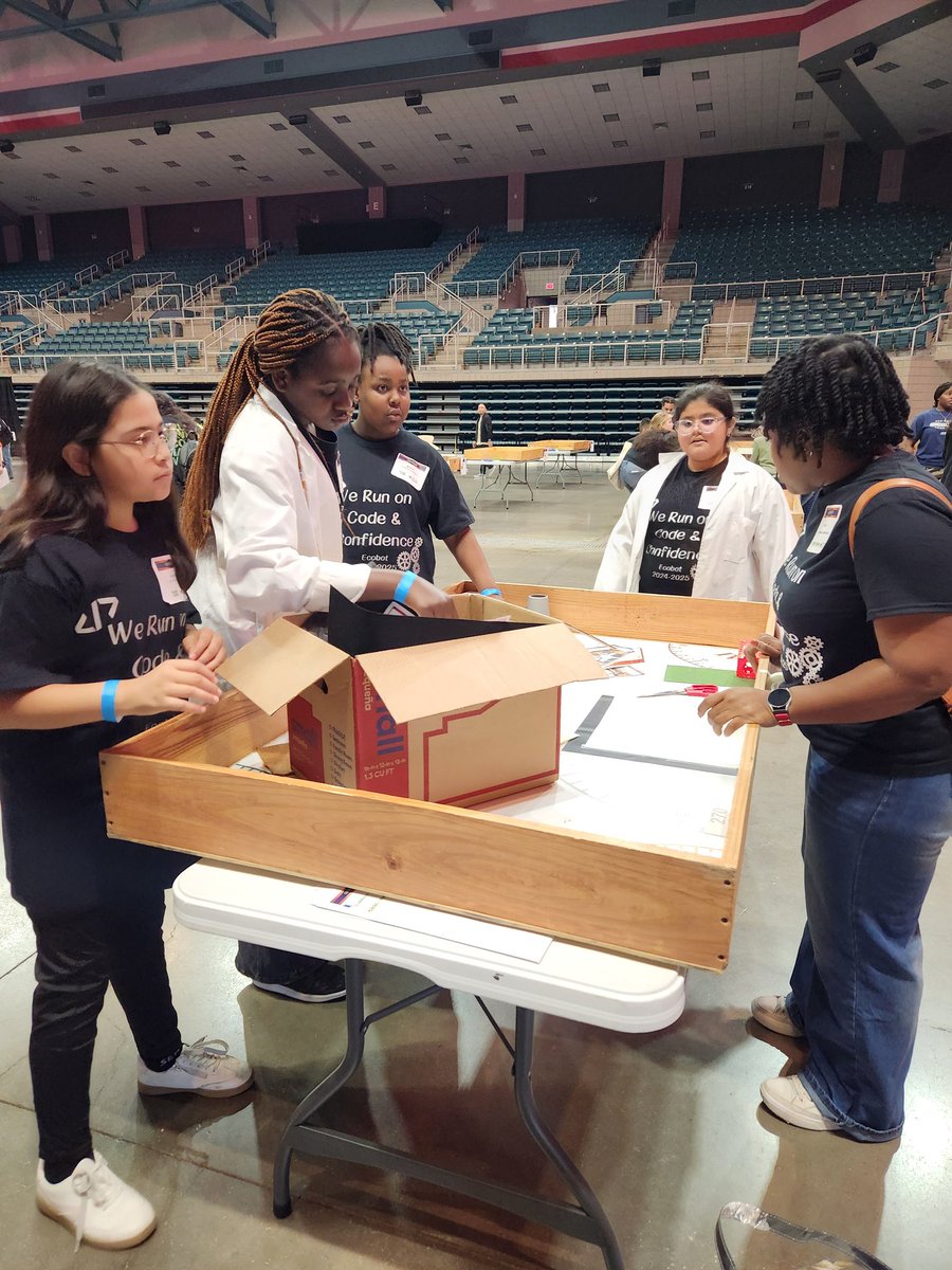 All-Earth Ecobot Challenge loading! <a href="/AliefISD_CIA/">Children Interacting Afterschool</a> <a href="/HCDE_CASE/">CASE for Kids</a>