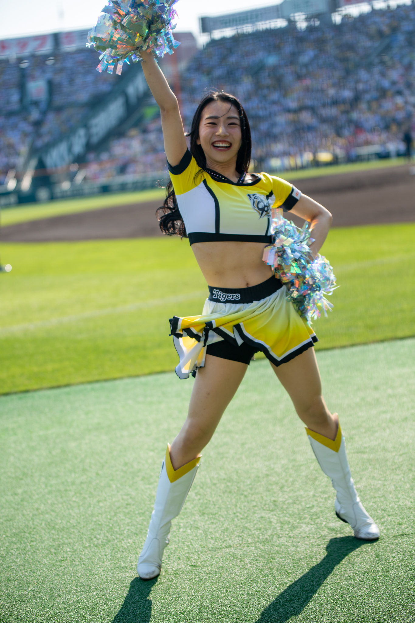 ユニフォーム紹介｜TigersGirls｜阪神タイガース 公式サイト