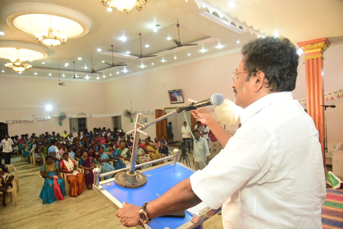maiamofficial's tweet photo. @ikamalhaasan #KamalHaasan 
#MakkalNeedhiMaiam 
#MNMPuducherry https://t.co/OLrxaMWyBv