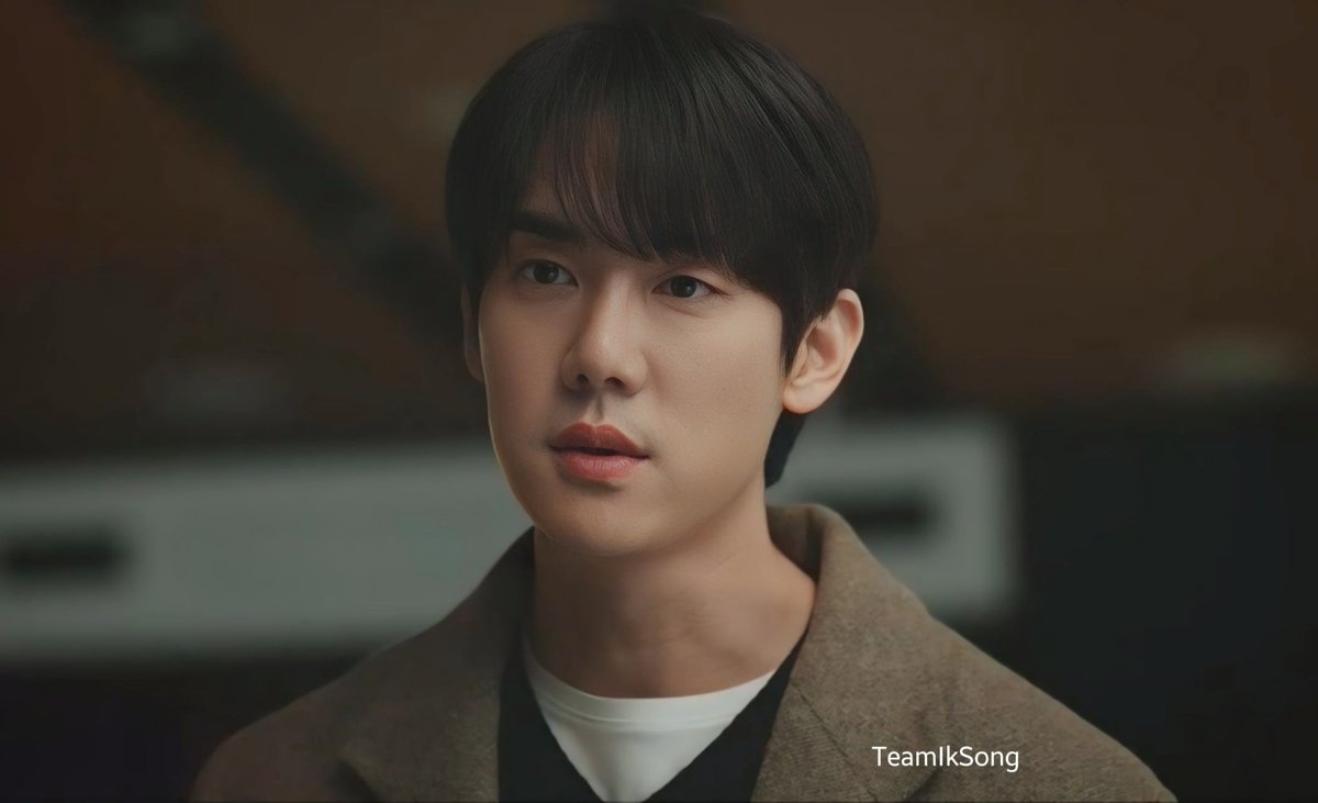 เด็กกว่า หล่อกว่าตอน #HospitalPlaylist มากค่ะ
หรือนี่คือเคล็ดลับการมีแฟนเด็กของคุมหมออันจองวอน 5555
#ResidentPlaybookEp5