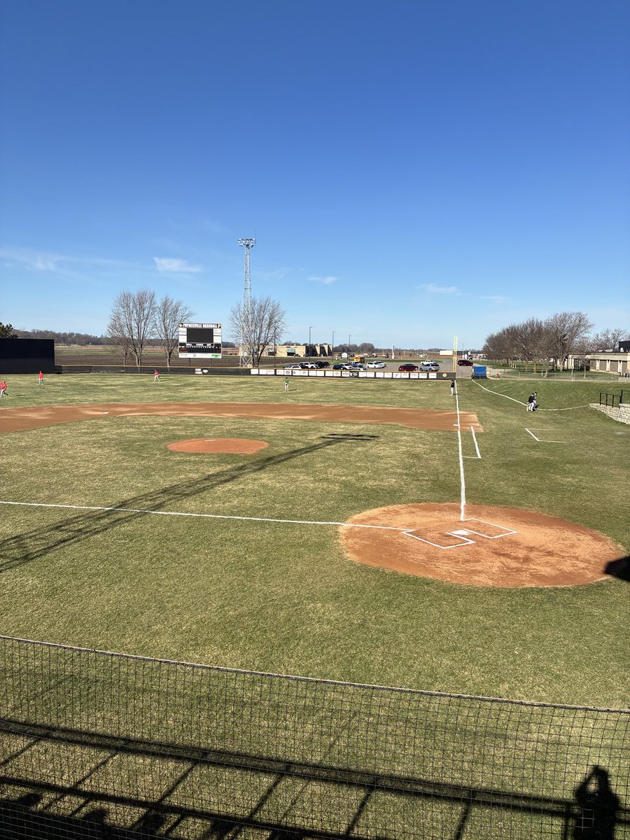 Beautiful day for baseball at Bulldog stadium!!  #Bulldogpride