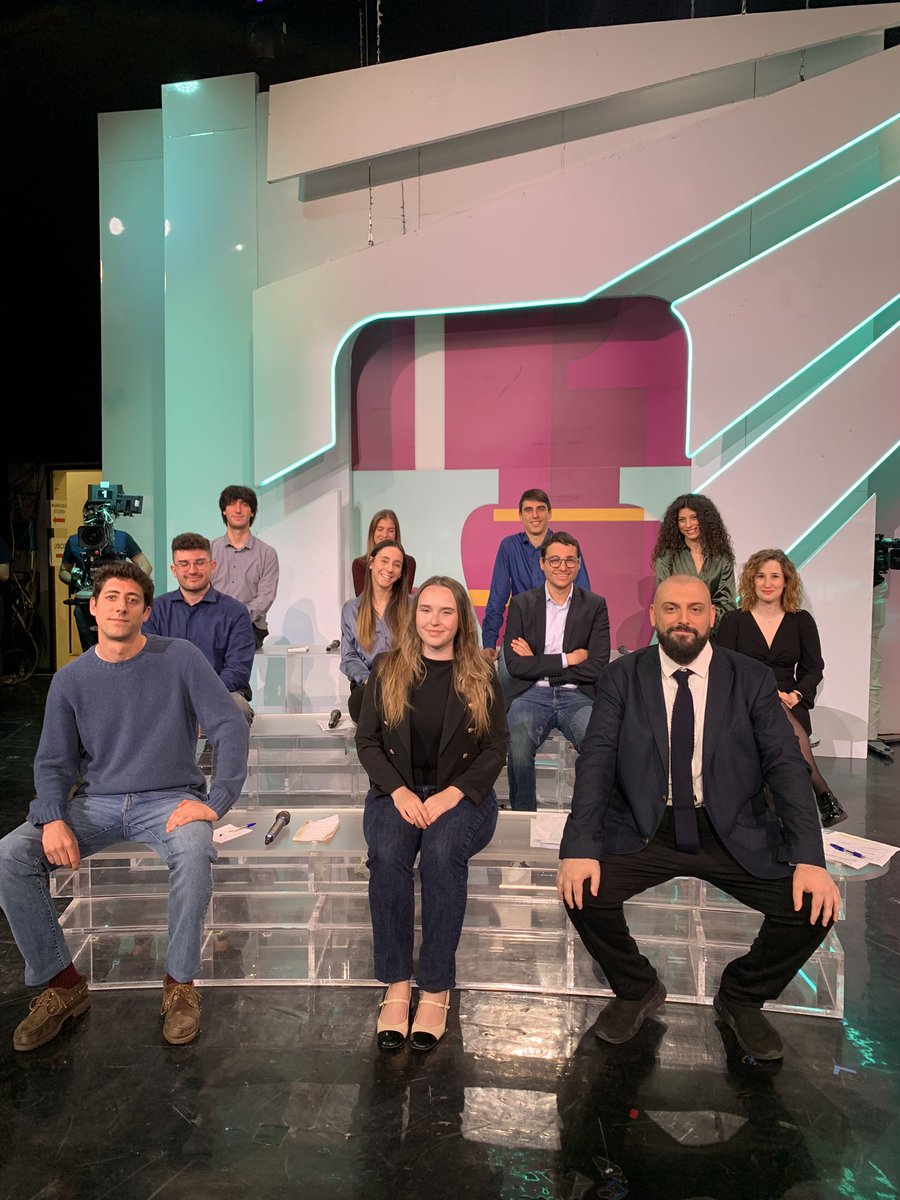 26/04/2025, 28^ puntata di <a href="/TvTalk_Rai/">Tv Talk</a>!

In studio con me <a href="/SofiaPatrini/">Sofia Patrini</a> <a href="/CivitaDamiana/">Damiana Civita</a> <a href="/Bea_gingerrr/">Beatrice Rossi</a> <a href="/disattentoo/">Edo🐉🟥🦧🪐🪩🧩</a> <a href="/sergiomarcoc/">sergiomarcoc</a> <a href="/iotommy/">Tommaso Proverbio</a> <a href="/teobonf__/">Matteo Bonfiglioli</a> <a href="/DaniLombardi03/">Daniele Lombardi</a> #BenedettaSidonio #AliceIndovina!

#TITOLIDICODA #ANALISTI
 
#TvTalk torna sabato 3/5!
Grazie per averci seguito! ❤️