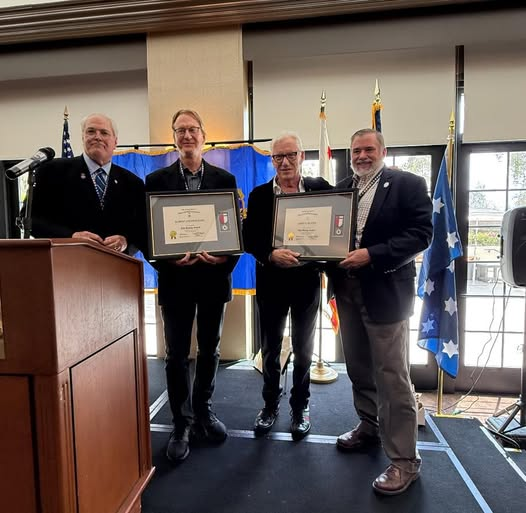 MissouriSAR's tweet photo. A most hardy congratulations to Compatriot James Woods @RealJamesWoods and neighbor Robert Trinkkeller ! CSSAR presented the Life Saving Medal for their efforts assisting their elderly neighbor during the Palisades fire ! #SAR #MOSSAR #SAR250 https://t.co/lKnJXHNkm8