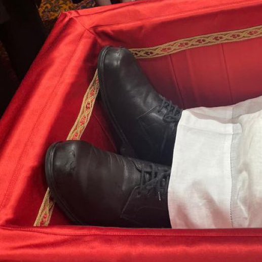 Cómo llego en 2013 / como se fue en 2025

El mayor culto a la humildad