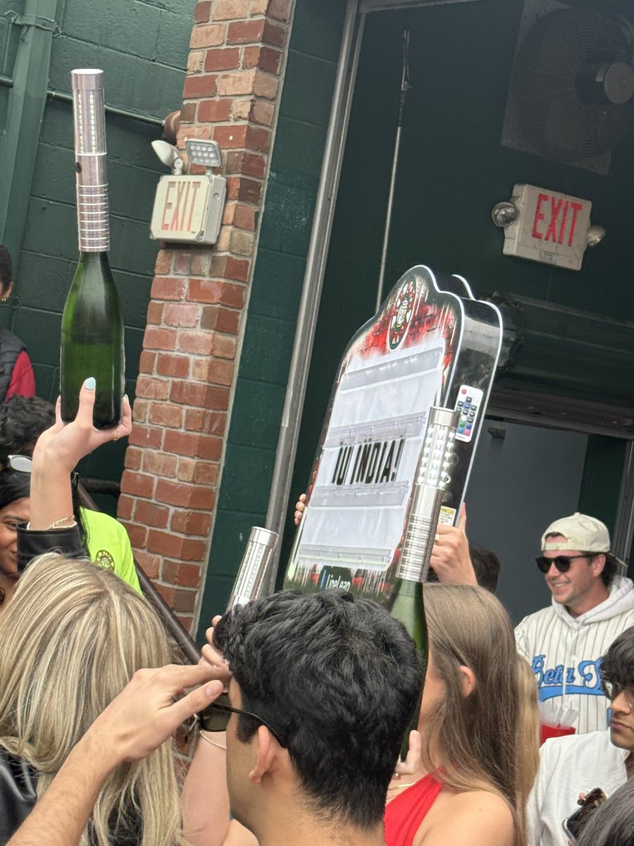 BoobMKnight's tweet image. Thank you Indians for spraying champagne on half of the patio, go put on some deodorant #patel