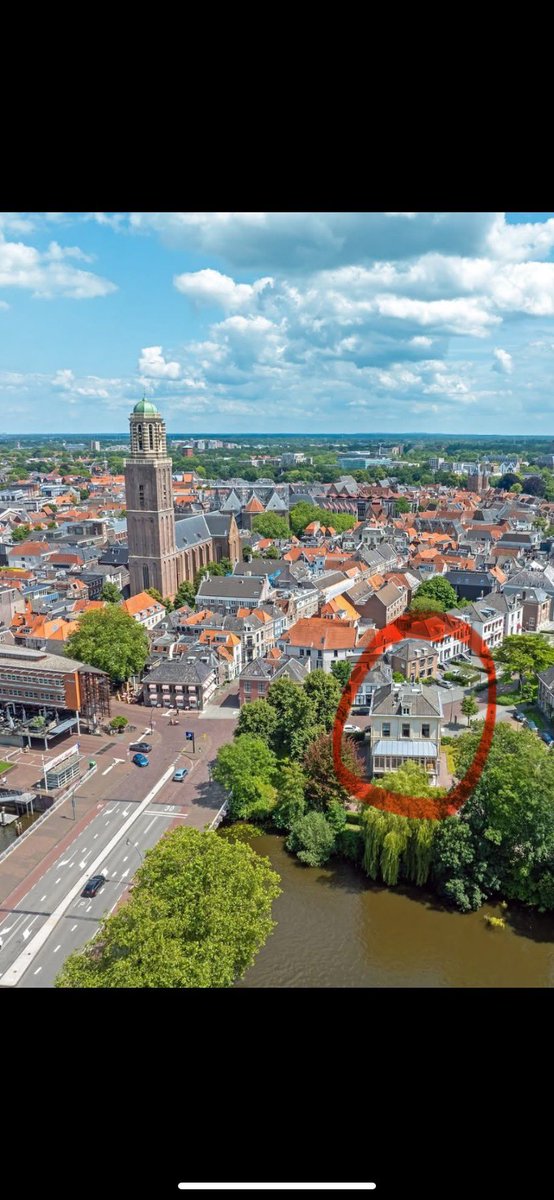 EricGrotens's tweet photo. Mooi plaatje van het centrum van @Gemeente_Zwolle. Van 2010-2019 was de “mooiste Zwolse vestiging ooit” van @tamek_NL aan de voet van de #peperbus in het pand van makelaar @graafvilsteren gevestigd. @1ZwolleNL @ZwolleNu_nieuws https://t.co/4aHbJwl37S
