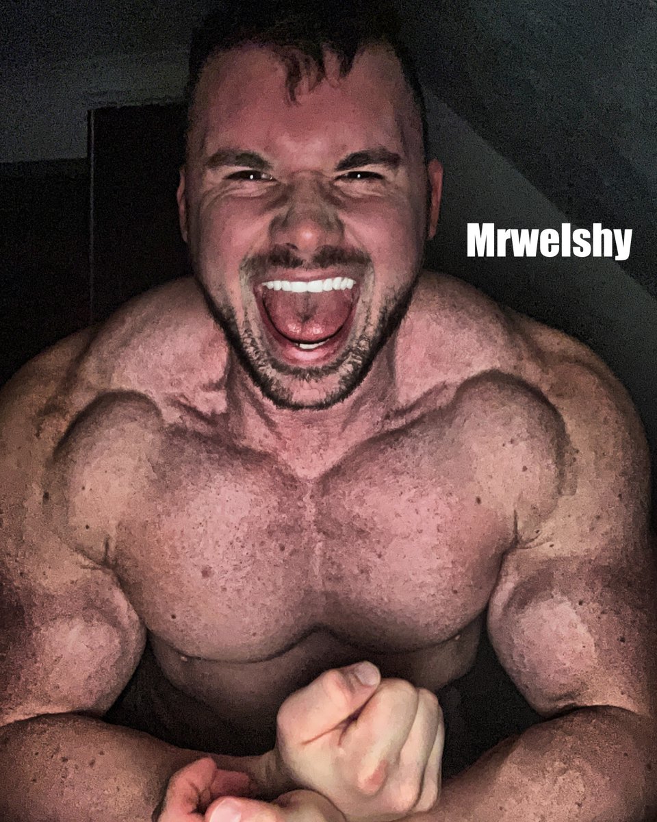Fuuuck I’m so huge 

retweet this, that’s an order