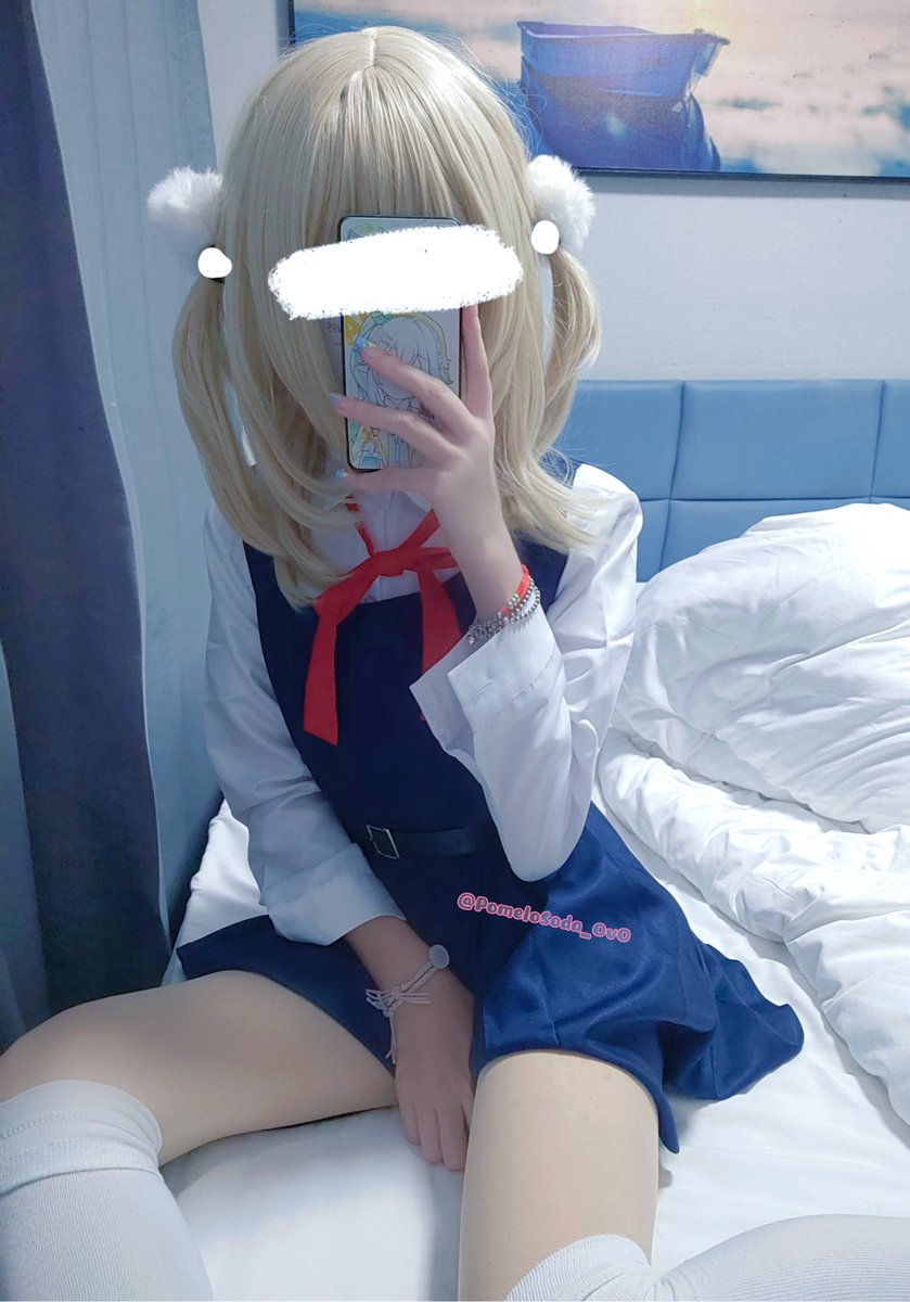 萝莉控就应该站一排拿机枪扫