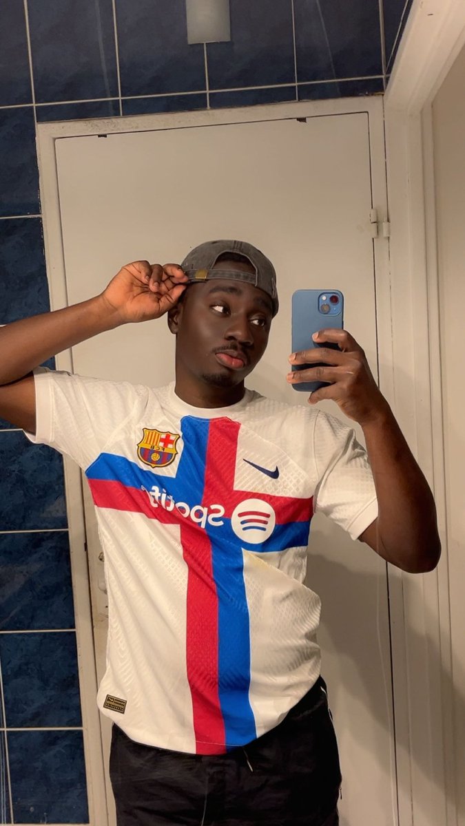 JamdongMhd's tweet photo. Match of the day 💙❤️

#El_Classico 🛠️⚔️ https://t.co/tbNtwDnGkj