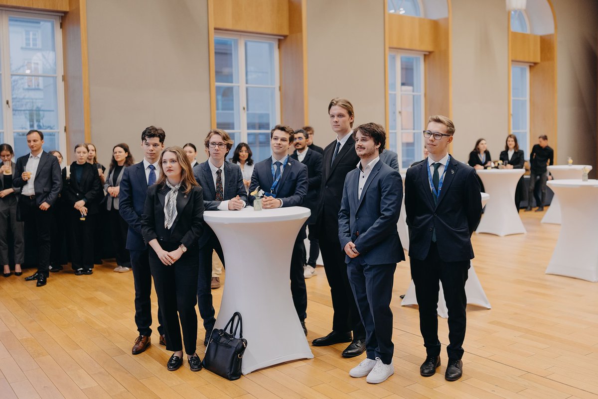 Last week, FMD co-organized the Warsaw Forum on EU-Indo-Pacific Cooperation 🇪🇺🌏
Great discussions, inspiring speakers, and new connections!
Thanks to <a href="/PolandMFA/">Ministry of Foreign Affairs 🇵🇱</a>, <a href="/WNPiSM/">WNPiSM UW</a>  &amp; Student Association for Diplomacy and Law for this amazing cooperation!

📸 WNPISM