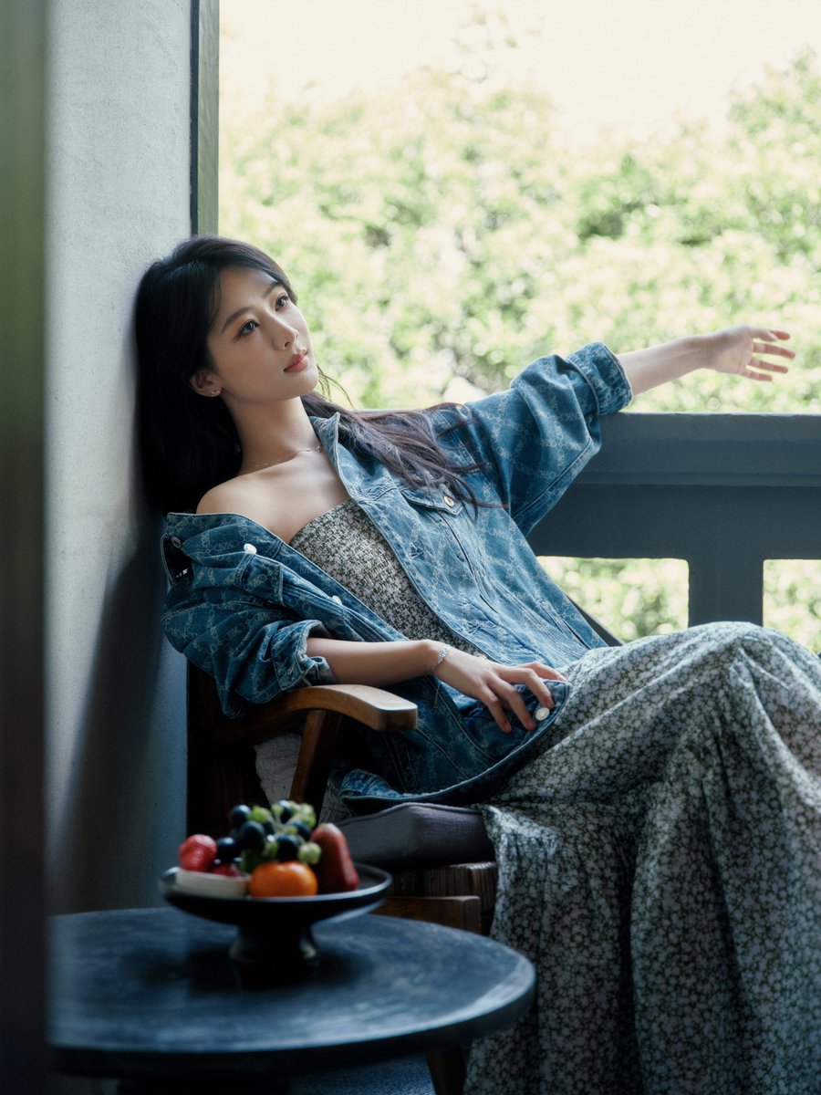 yangzi0611's tweet photo. ลุยต่อจ้า ไม่พัก ทำงานต่อจ้า🥰💓 #杨紫 #หยางจื่อ #yangzi #duongtu https://t.co/b62PUhlvPW