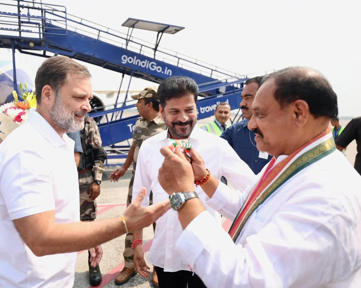Bmaheshgoud6666's tweet photo. Welcoming the Leader of the Opposition and the voice of a progressive India, Shri @RahulGandhi ji, to the #BharatSummit in #Hyderabad.

The nation, the summit, and all who uphold democratic and liberal values are eagerly awaiting  for your inspiring words https://t.co/qQ54LeJsWV