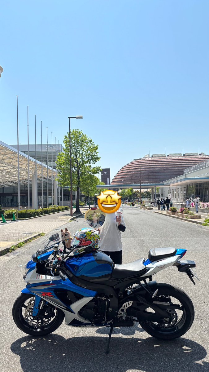 izumin_nnn's tweet photo. 九州〜神戸陸走参戦完了☑️

@_yuinyoung ありがとう😭😭😭

前回より日本語がすごい上達してたし、日本語でお話上手になってて泣いた🥲
ｶﾜｲｲガウルさんだけどバシッと決めるときは決めるギャップにさらに沼りました🫠
演出もパワーアップして見入ってた😍 https://t.co/1rErH2tHu1
