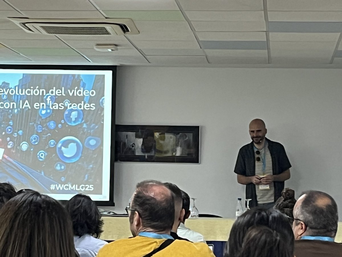 Vamos con la generación de vídeo con IA de la mano de <a href="/AlvaroTorresWH/">Álvaro Torres</a> #WCMLG25