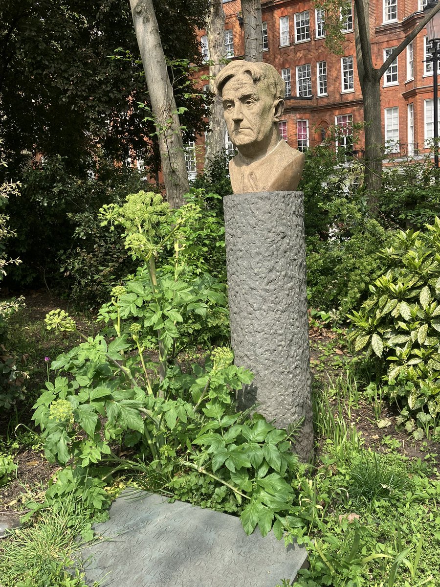 Caroline Potter 🇪🇺 (@carolinefrmus) on Twitter photo #Ravel in London: a short thread. Ravel visited London for the first time in 1909, staying with Vaughan Williams at his Chelsea home, 13 Cheyne Walk <a href="/amisderavel/">Ravel Maurice</a> 1/ #Ravel in London: a short thread. Ravel visited London for the first time in 1909, staying with Vaughan Williams at his Chelsea home, 13 Cheyne Walk <a href="/amisderavel/">Ravel Maurice</a> 1/