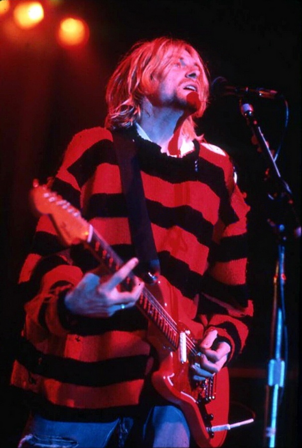 hourly kurt cobain (@hourly_cobain) on Twitter photo 