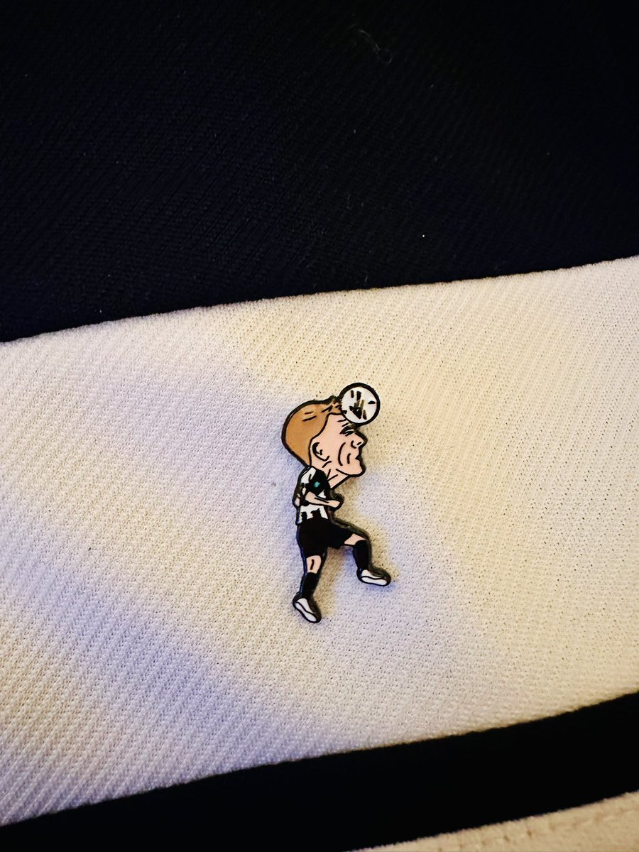 walla81's tweet photo. Pins oot for the lads. Howay United! #THATGoal https://t.co/fTyLt44nQU