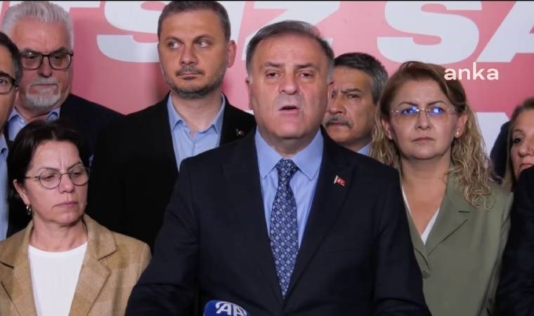 cumhuriyetgzt1's tweet photo. İBB'den 'ikinci dalga' gözaltılara  ilişkin ilk açıklama...
İBB Başkanvekili Aslan: Özellikle İSKİ Genel Müdürü’müzün gözaltına alınması dikkat çekicidir. Bu arkadaşlar Sazlıdere Barajı için alınacak olan idari kararları harekete geçirmeye çalışıyorlardı.
https://t.co/y0mVdD4Fk3 https://t.co/UJI806JrHl