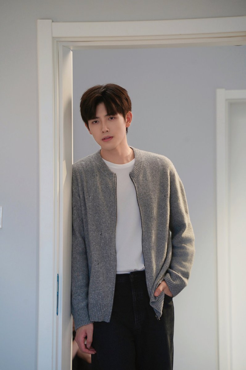 PrincessJINGYI's tweet photo. Boyfriend
#ChenFeiyu #ArthurChen #GanYang #EatRunAndFallInLove https://t.co/55OmOfBD5e