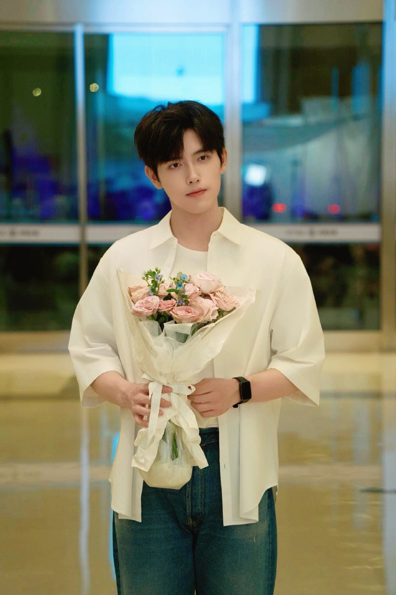PrincessJINGYI's tweet photo. Boyfriend
#ChenFeiyu #ArthurChen #GanYang #EatRunAndFallInLove https://t.co/55OmOfBD5e