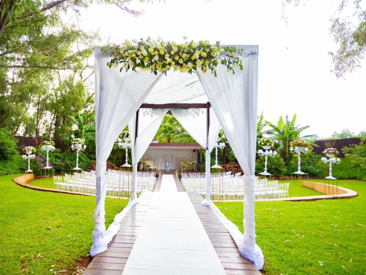 HutlandHotels's tweet photo. Imagine your perfect party surrounded by lush greenery and a beautiful atmosphere! ✨ Our gardens at Hutland Hotel offer a stunning backdrop for any celebration. Let us help you create unforgettable moments. Inquire today! #GardenPartyVenue #UgandaEvents #HutlandHotel #OutdoorParty #BeautifulVenue