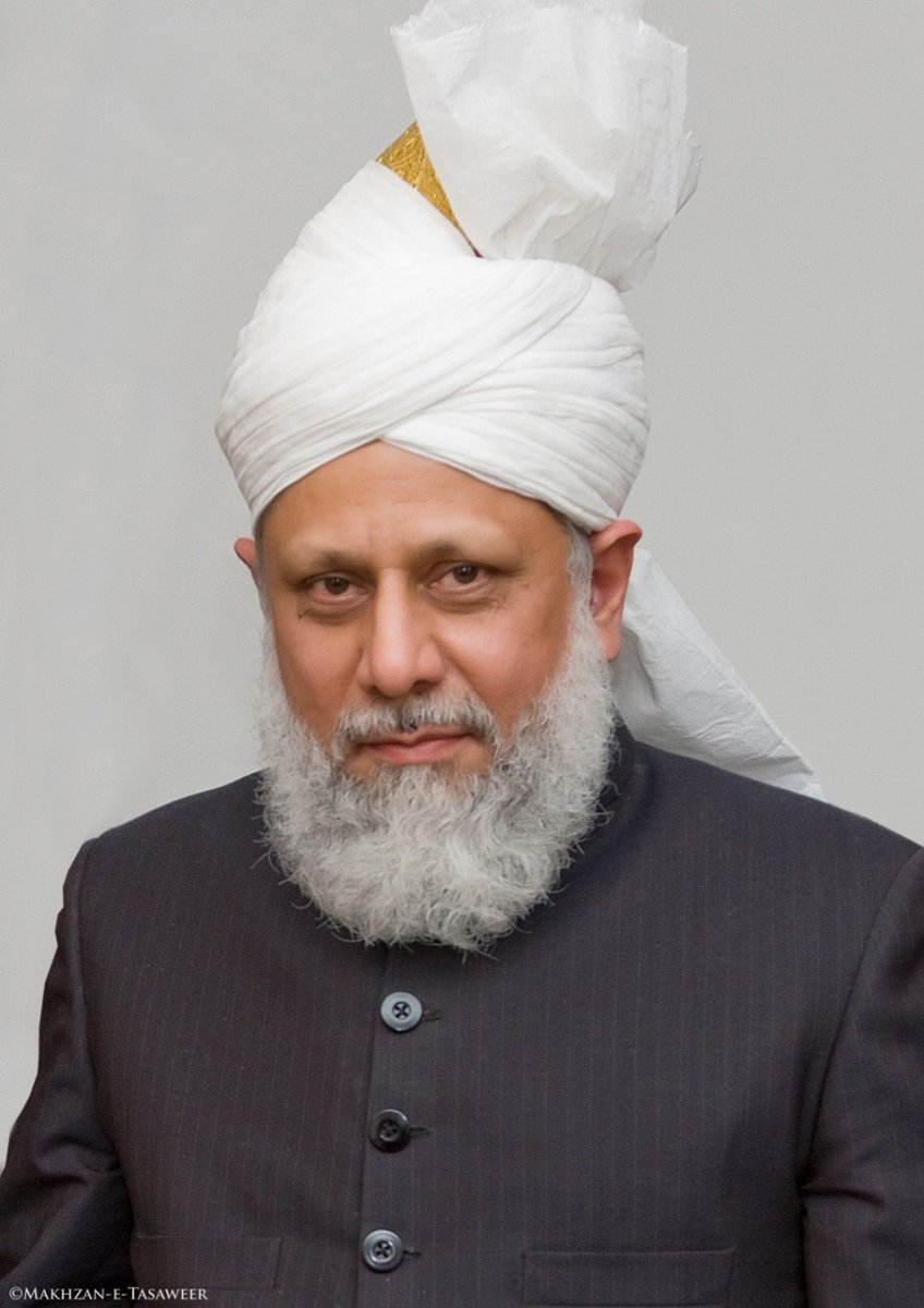 pressahmadiyya's tweet photo. A delegation from Germany asked His Holiness last week about any responses to letters he sent to world leaders in the past decade, where he urged them to adopt justice and policies conducive to world peace.   

He replied:  "A lot of countries did not answer, and those who did said they were reducing their nuclear arsenals, but later didn't follow through with it. These are disingenuous powers. I wrote to some of them again (to implore them towards peace and justice), but it had no effect. If they listen, then well and good, but if they don't heed this message, then a world war is inevitable that will cause horrific destruction."  

His Holiness has long been calling for a curb on arms trade and the adoption of fair and just policies in global affairs. In 2012 and 2020, he sent letters to numerous world leaders. He urged them to recognise God and adopt moral principles to be saved from global calamities.   

These letters can be read in full here: https://t.co/pjKIqXIcAC