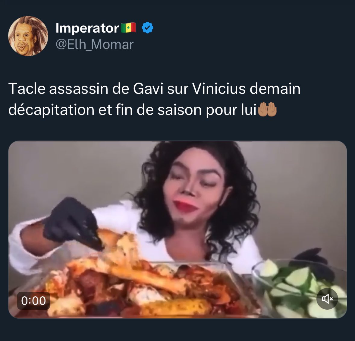Talladiagne222's tweet photo. @ElhadjiKandji1 Je ne défends pas ses propos mais li mom on doit parler à tout le monde https://t.co/jkaygVVjS7