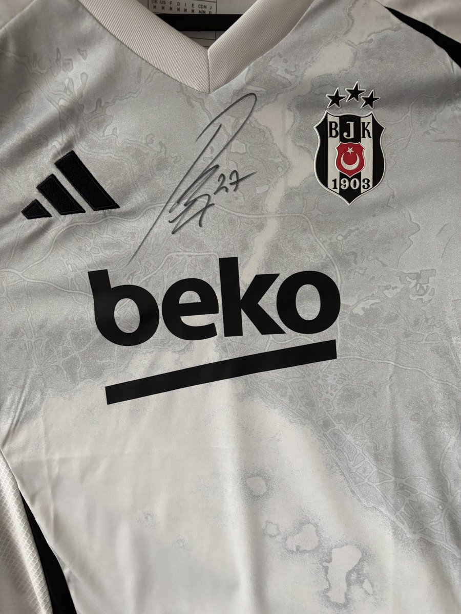 uzun zamandır aldığım en güzel hediye 

ablacım rafa silva diyorum