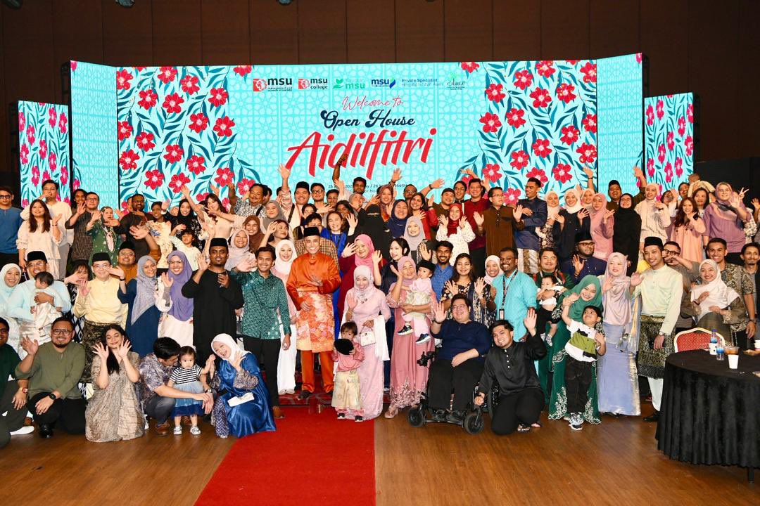 MohdShukriYajid's tweet photo. Wonderful turnout by the @MSUmalaysia alumni during MSU's Aidilfitri Open House 2025. So happy to see everyone with their families &amp; catching up on their latest ventures. @MSUMalaysia @MSUCollege @msumcmalaysia #MSUrayalainmacam https://t.co/HY4NyEZnfT