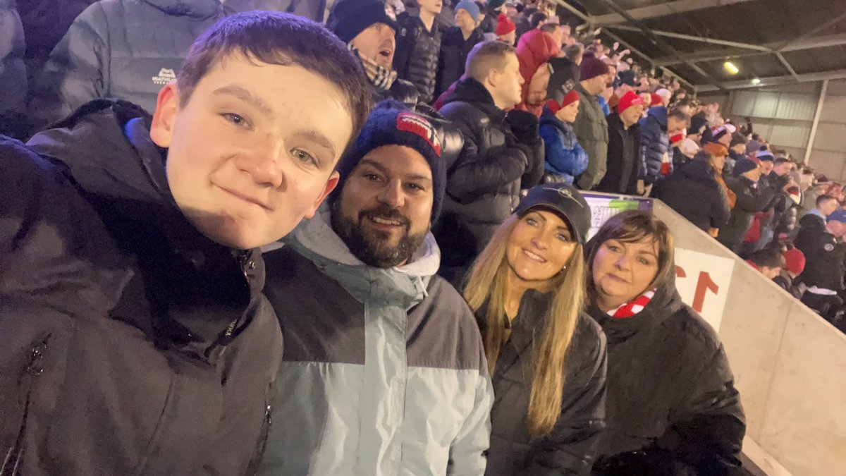 Definitely full of nervous energy today! My football family and I will be keeping it real, remember one game at a time 🤞🏻🏴󠁧󠁢󠁷󠁬󠁳󠁿🏴󠁧󠁢󠁷󠁬󠁳󠁿 <a href="/Wrexham_AFC/">Wrexham AFC</a>