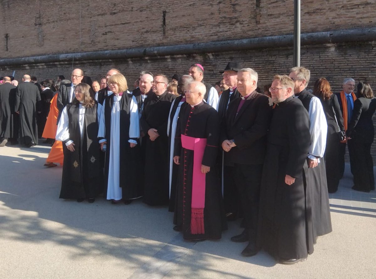 BishopSarah tweet media