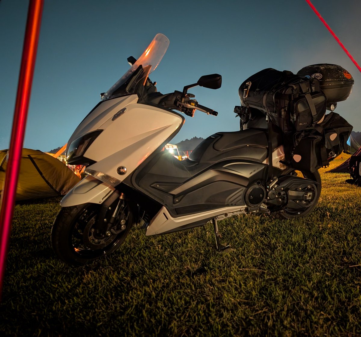 dora320d's tweet photo. ソロバイクキャンプツーリングで茨城県の大洗サーキットの「カブミーティング」へ参加(カブじゃないけどOKらしいので)。

バイクに昔使ってたサイドバッグを無理やりつけて試走。
大丈夫そうなので、ロングツーリングも行けそう♪

＃ソロバイクキャンプツーリング
＃バイクキャンプ
＃キャンプ https://t.co/p8KicKX3bi