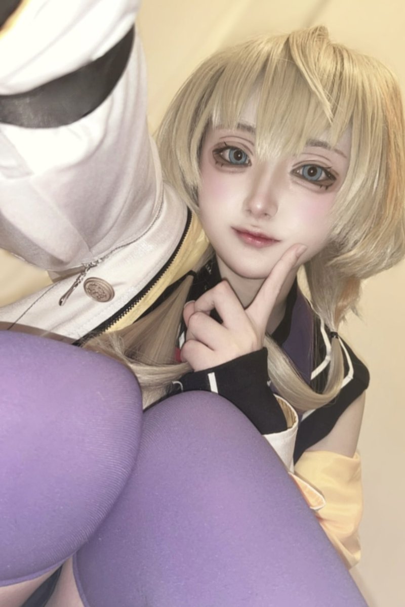 🌈🕒/🍓🍷/cosplay
:
:
ご主人様 隣に座ってせーの
:
: