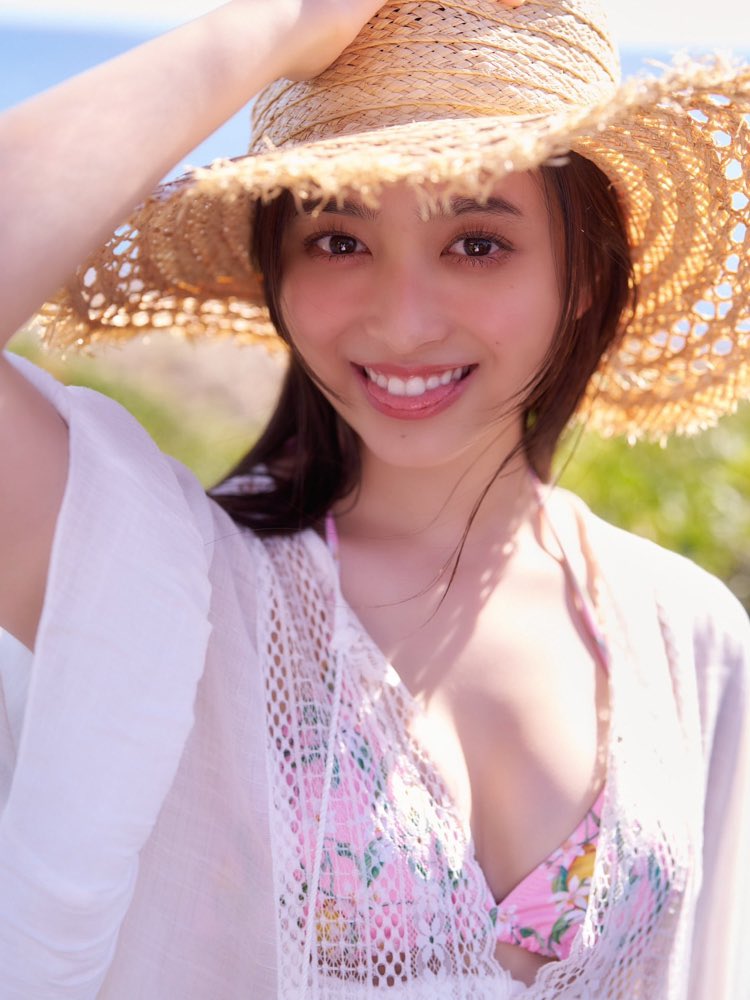 井上和𝟭𝘀𝘁写真集