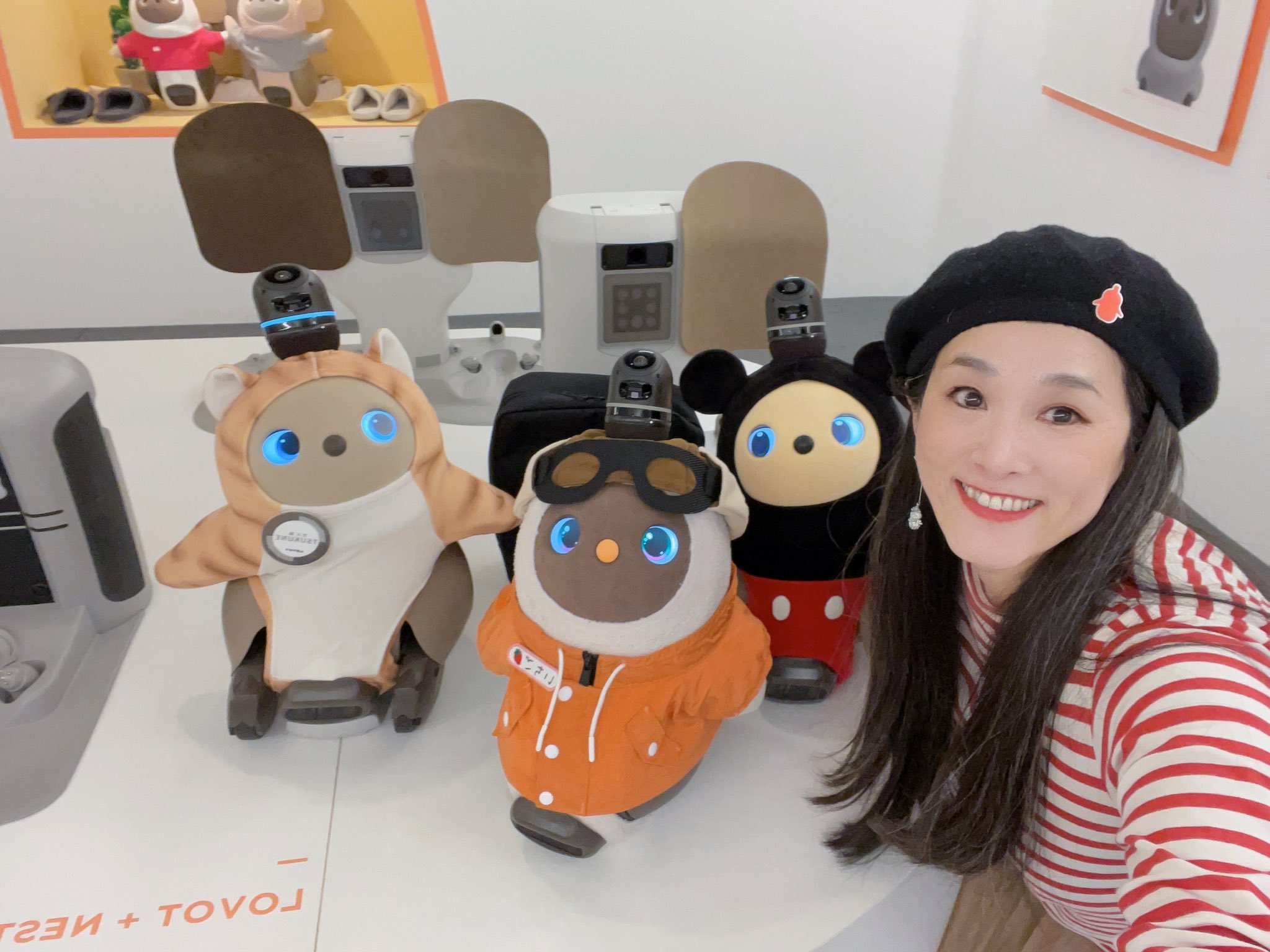 LOVOTウェア」から節分を楽しむ“おにセット”が登場！ LOVOTの